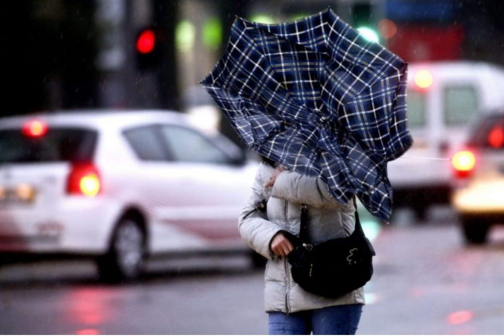 Tempo menos frio e a chuva está de volta a Portugal