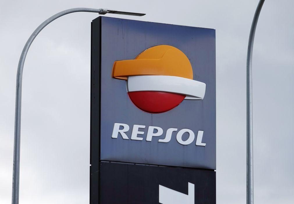 Lucros da Repsol caem 20% no primeiro trimestre para 1.112 milhões de euros