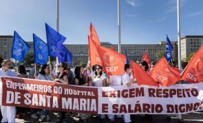Greve dos enfermeiros encerra blocos e serviços no Hospital Santa Maria