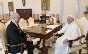 Primeiro-ministro ucraniano convida Papa Francisco a visitar a Ucrânia
