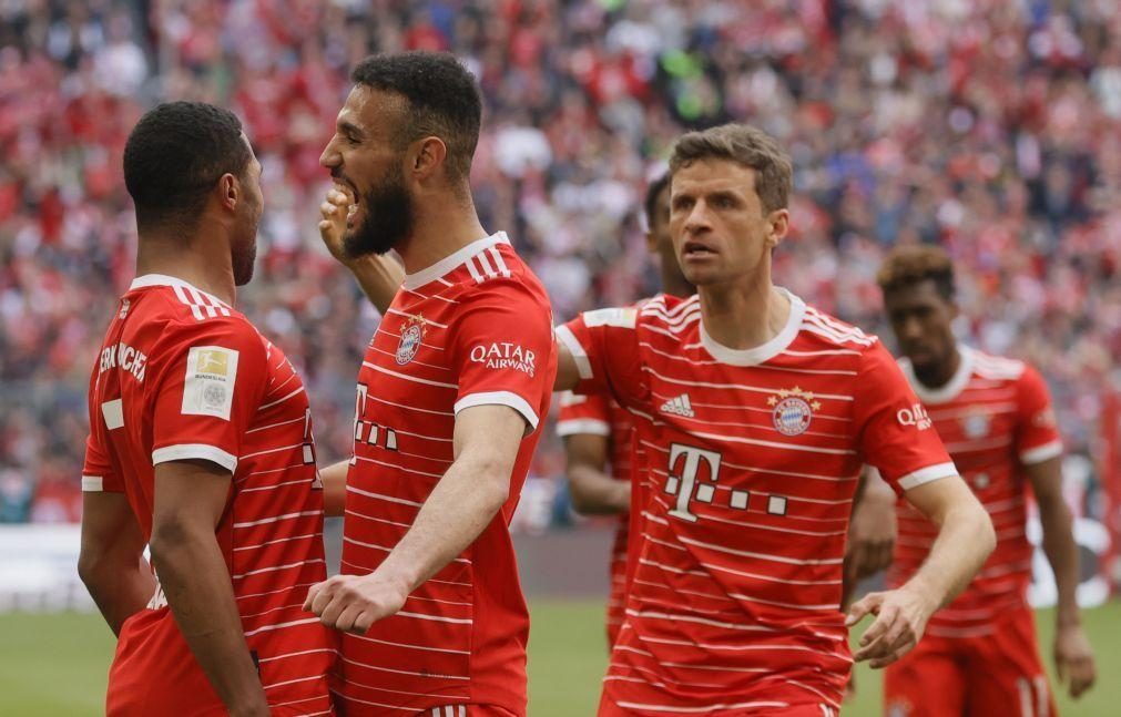 Bayern recupera liderança da Bundesliga mas não convence