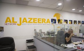 Libertado jornalista da Al Jazeera detido há quatro anos no Egito