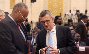 Enviado da ONU ao Sudão diz que exército e forças paramilitares concordaram com negociações