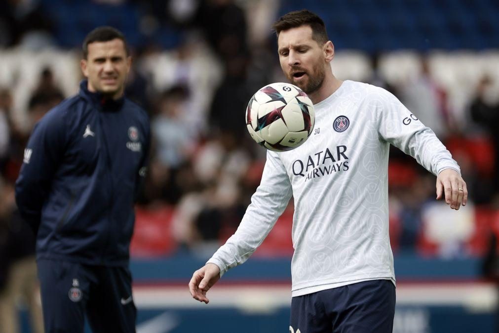 PSG suspende Lionel Messi e não vai renovar contrato