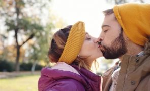 Ana e Daniel são irmãos, têm dois filhos e querem casar-se