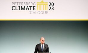 Scholz anuncia mais 2.000 ME contra a crise climática em países em desenvolvimento