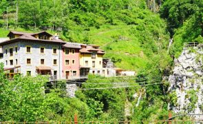 5 cidades europeias que pagam fortuna a quem lá queira viver