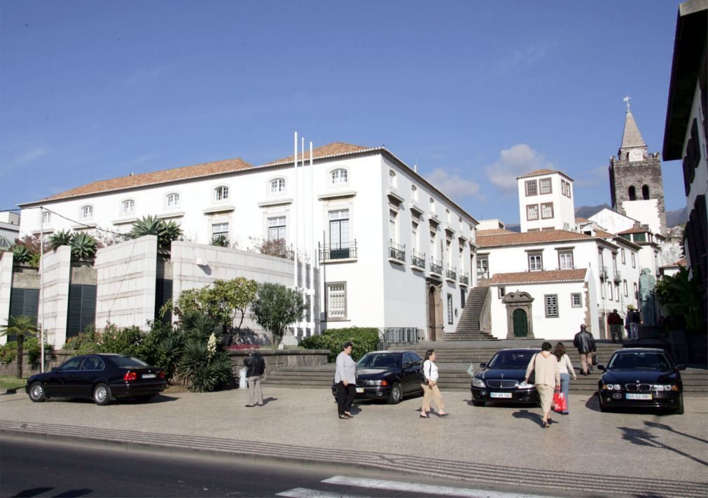 Moção de censura ao Governo da Madeira rejeitada no parlamento regional