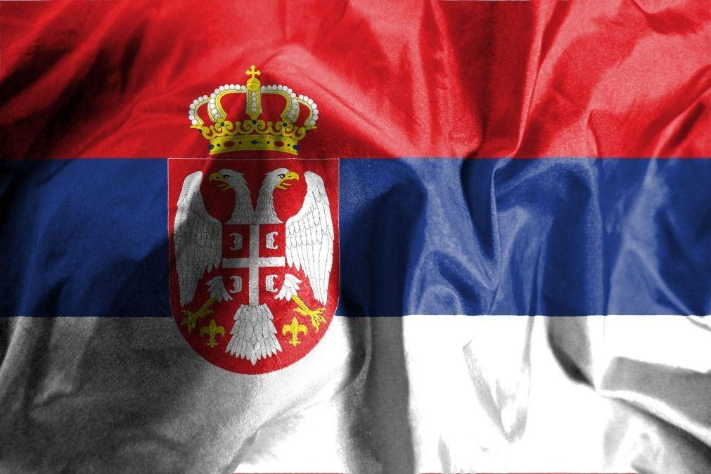 Oito pessoas assassinadas a tiro na cidade sérvia de Mladenovac