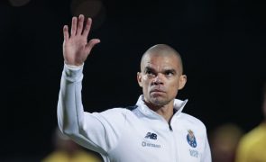 Pepe acusa Colombatto de insulto racista e critica 