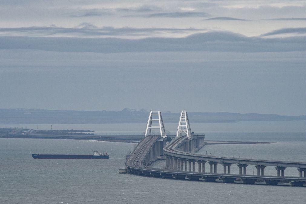 Rússia anuncia fim das obras de reconstrução da ponte da Crimeia