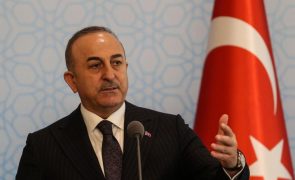 Governo da Turquia afasta-se do programa de sanções contra a Rússia