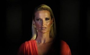 O Triângulo Há quatro mulheres nomeadas... e Moisés