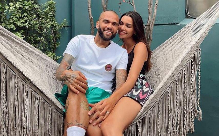 Dani Alves - Ex-mulher declara-se a em dia de aniversário: “Continuo aqui”