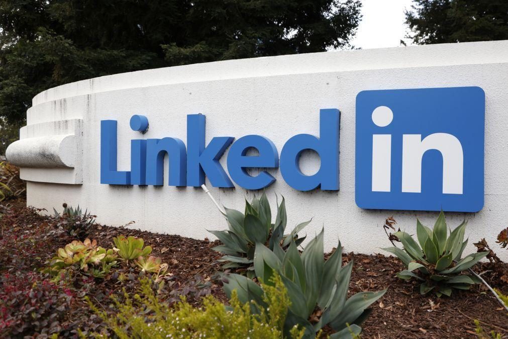 Rede social LinkedIn encerra a sua última aplicação na China