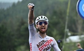 Giro: Andreas Leknessund novo líder da geral, Paret-Peintre vence quarta etapa