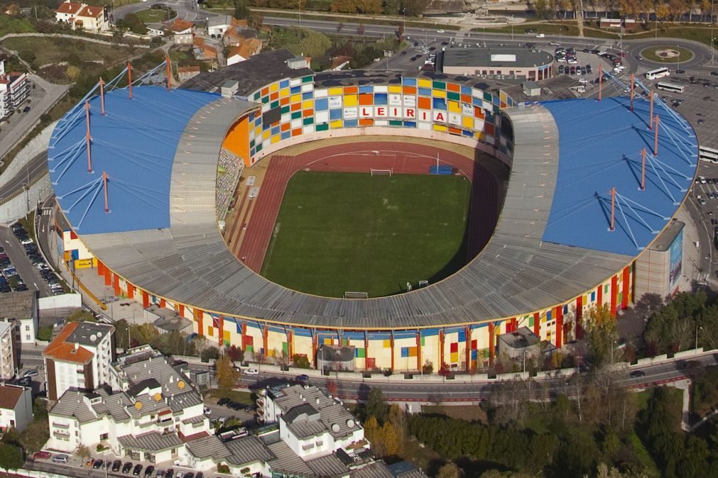 Jogo Casa Pia-Estoril da penúltima jornada da I Liga vai ser jogado em Leiria