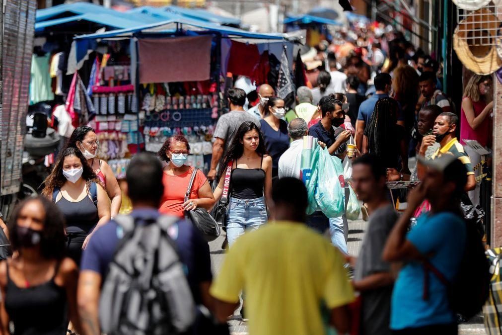 Desigualdade no Brasil caiu em 2022 para o menor nível numa década