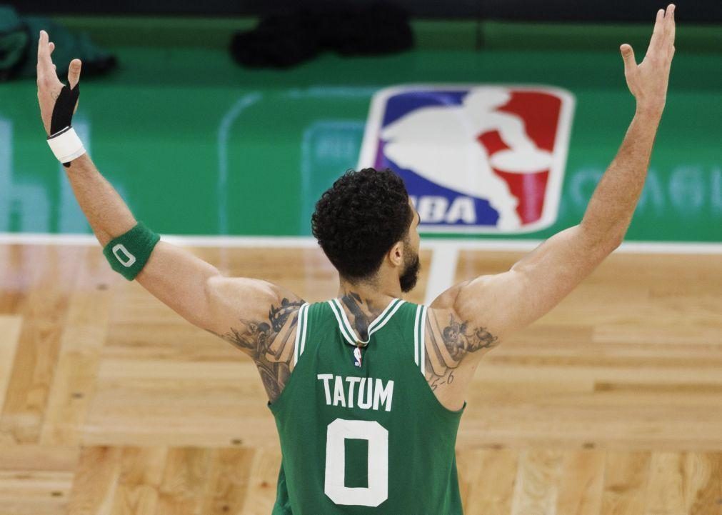 Boston Celtics garantem final da conferência Este da NBA ao superarem Sixers