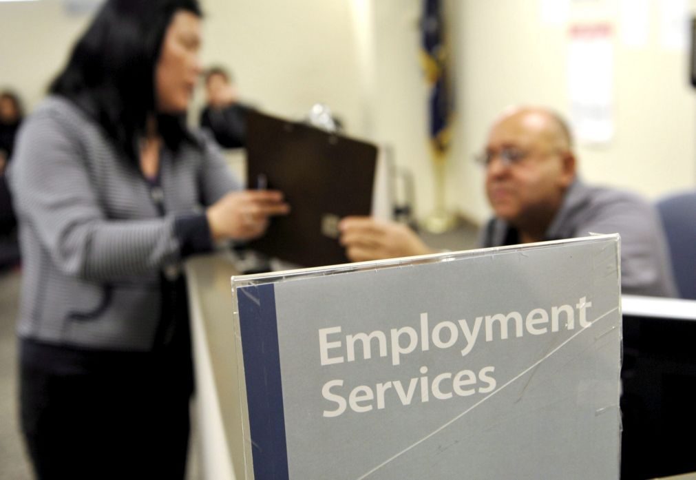 Taxa de desemprego nos EUA cai para 4,1%, a mais baixa em quase 17 anos