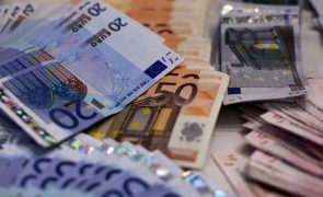 Bruxelas alerta para pressão no poder de compra em Portugal por créditos com juro variável
