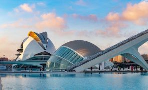 viagens Ainda não tem férias marcadas? Experimente uma road trip em Espanha!
