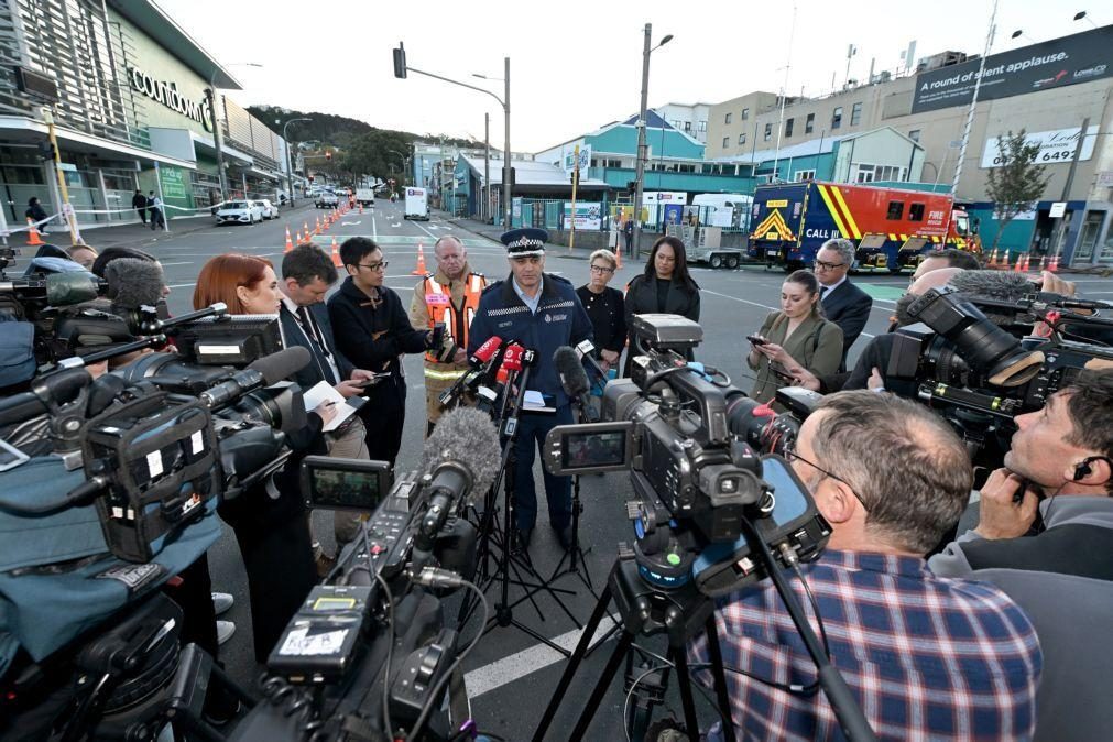 Nova Zelândia investiga possível crime em incêndio que causou seis mortos