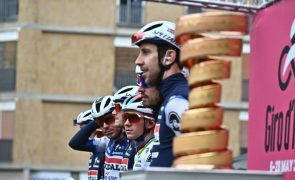 Soudal Quick-Step perde mais quatro ciclistas no Giro por covid-19