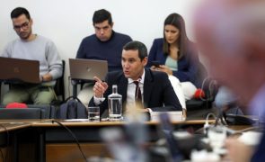 TAP: Galamba diz que não há versões contraditórias, mas sim 