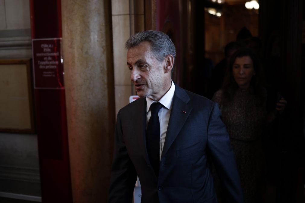 Sarkozy atribui a sua condenação à intervenção política de alguns juízes