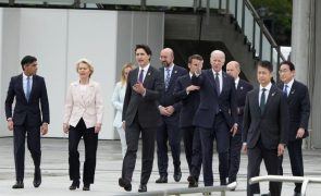 Zelensky viaja para o Japão para participar na cimeira do G7