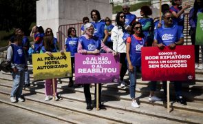 Proprietários de alojamento local protestam em Lisboa contra medidas do Governo