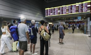 Inspetores do SEF iniciam hoje greve no aeroporto de Lisboa