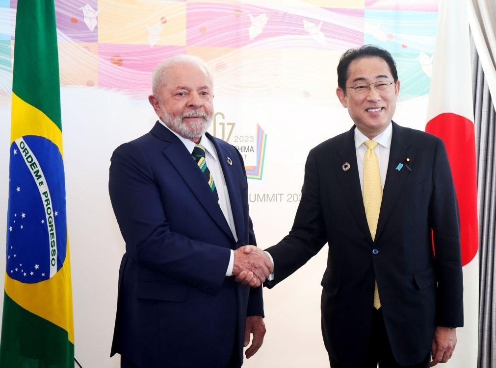 Japão promete a Lula aprovar isenção de visto de turista para brasileiros