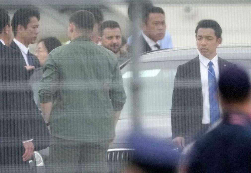 Zelensky chega ao Japão para participar na cimeira do G7