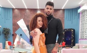O Triângulo Sexo na casa: Sara Sistelo e Moisés em cenas tórridas