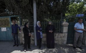 Cerca de 200 mil palestinianos em risco de ficar sem ajuda na próxima semana