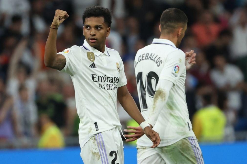Real Madrid sobe provisoriamente a segundo, Sevilha com sonho europeu complicado