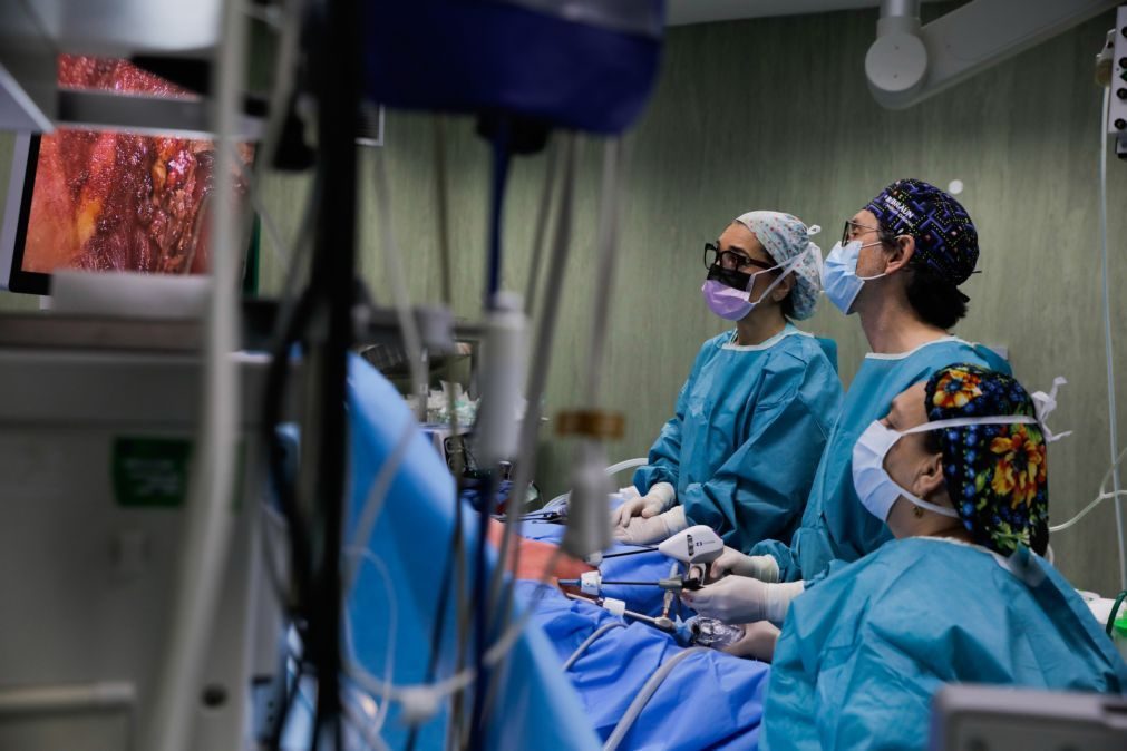 Leiria é o único hospital do SNS a realizar cirurgia endoscópica transaxilar da tiroide