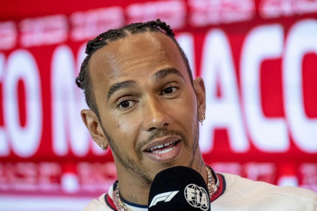 Lewis Hamilton diz que renovação com Mercedes