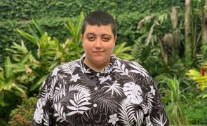 Bossa Market Cantora de 'Trem Bala' atua em festival no Estoril