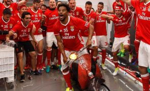 Eliseu colhido por touro antes de prometer ir à festa do Benfica na famosa mota