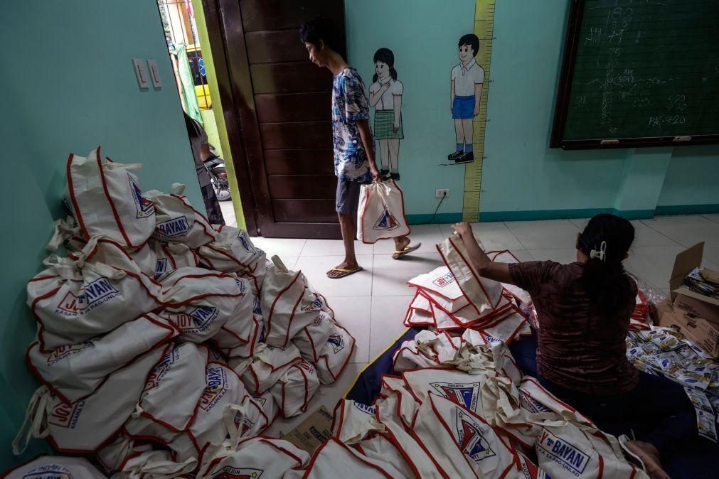 Unicef prepara material para apoiar 10.000 famílias filipinas face à ameaça de tufão