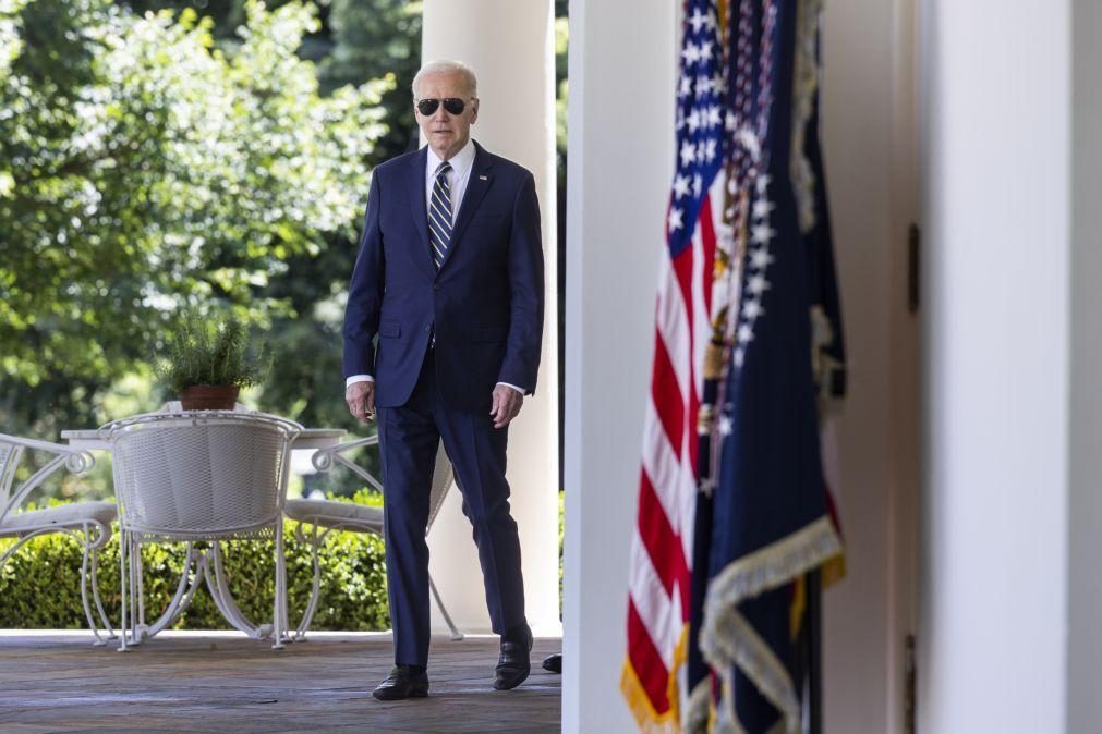 Biden admite concessões em acordo do teto da dívida, mas mantém prioridades democratas