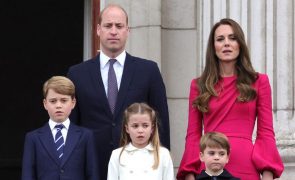 William - Gosta da popularidade de Kate mas também se irrita