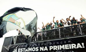 Farense festeja subida com São Luís cheio e vitória sobre o Tondela