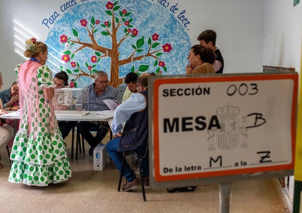 PP vence eleições municipais em Espanha e conquista Sevilha e Valência à esquerda