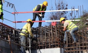 Concursos de obras públicas sobem 44% até final de abril para 1.715 ME