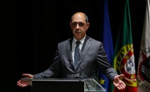 Ministro da Saúde considera um sucesso o concurso para médicos de medicina geral e familiar