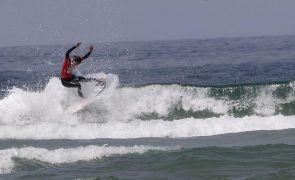 Bonvalot, Ribeiro e Morais seguem em frente no Mundial de surf da ISA